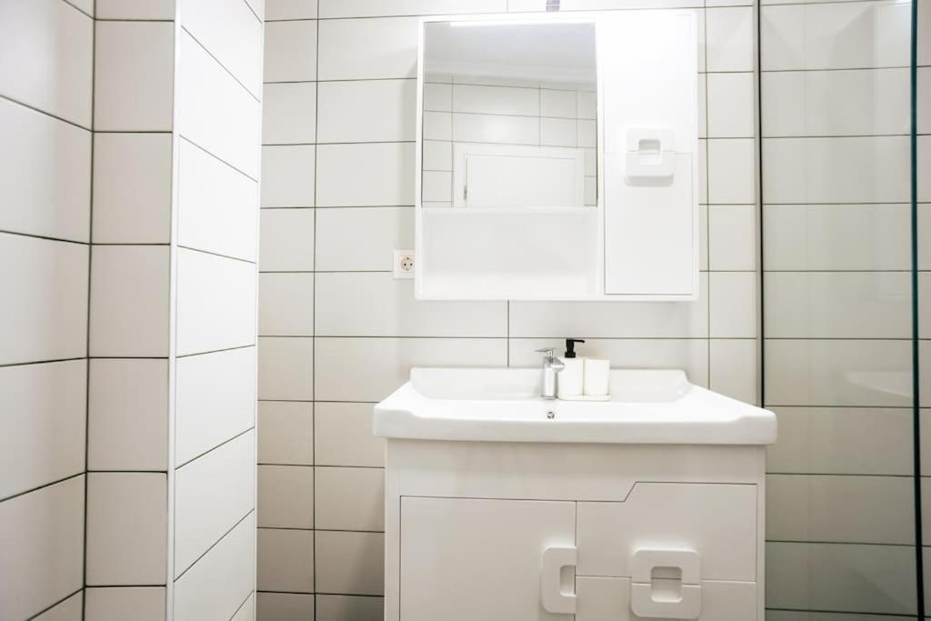 Cozy Studio In The Heart Of City Komotiní Ngoại thất bức ảnh